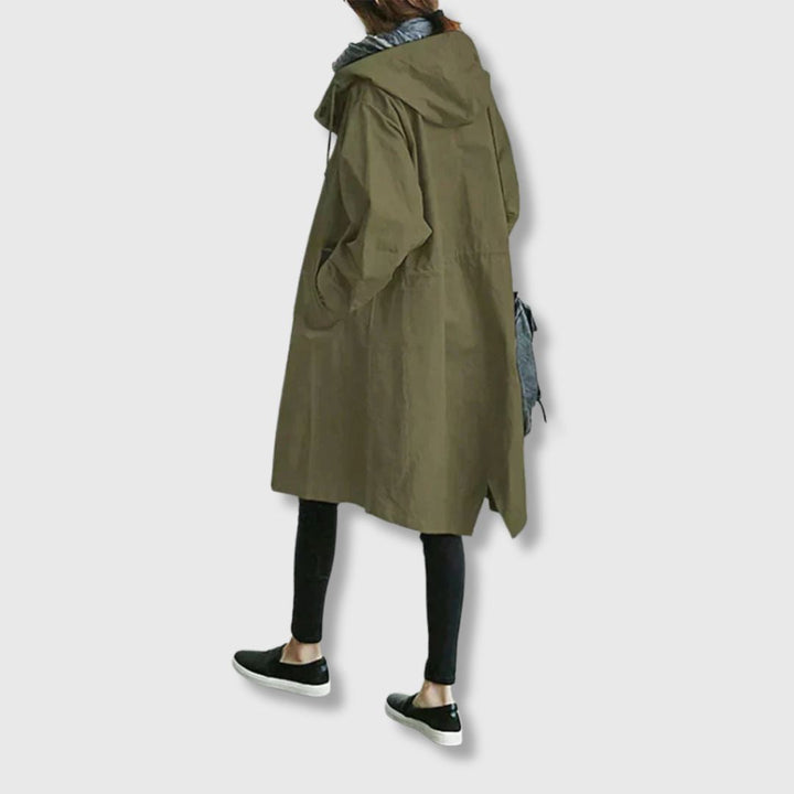 Mirla | Klassisk Trenchcoat med Modern Elegans-Eva Jonsson