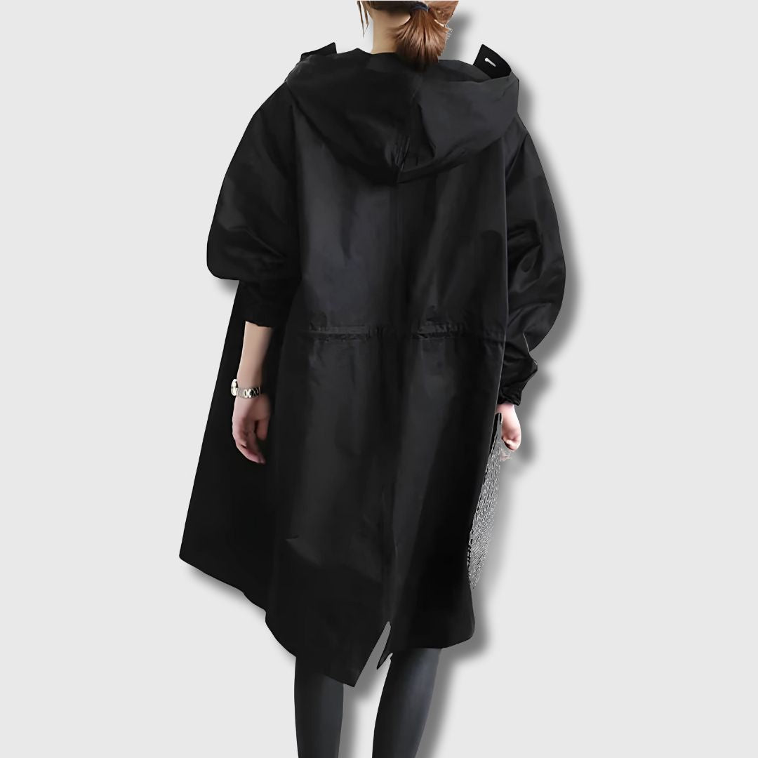 Mirla | Klassisk Trenchcoat med Modern Elegans-Eva Jonsson