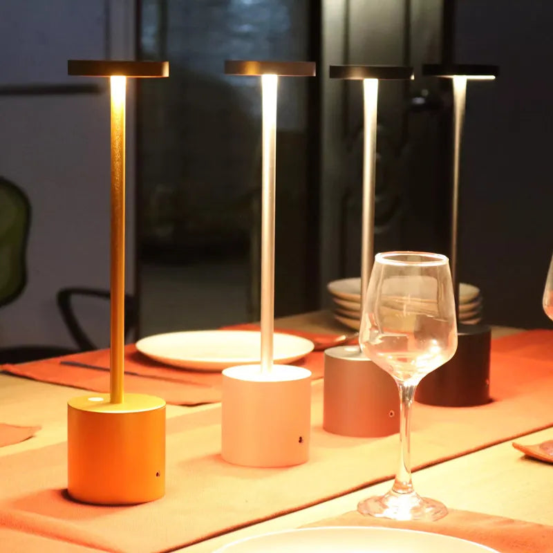 Eva Jonsson | LumaLite Återuppladdningsbar LED Bordslampa | Trådlös | Dimbar | Modern Design för Restauranger och Hem-Eva Jonsson