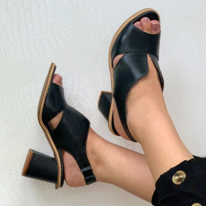 Mirla | Oöverträffad hållbarhet och tidlös elegans i dam-sandaler av äkta läder-Eva Jonsson