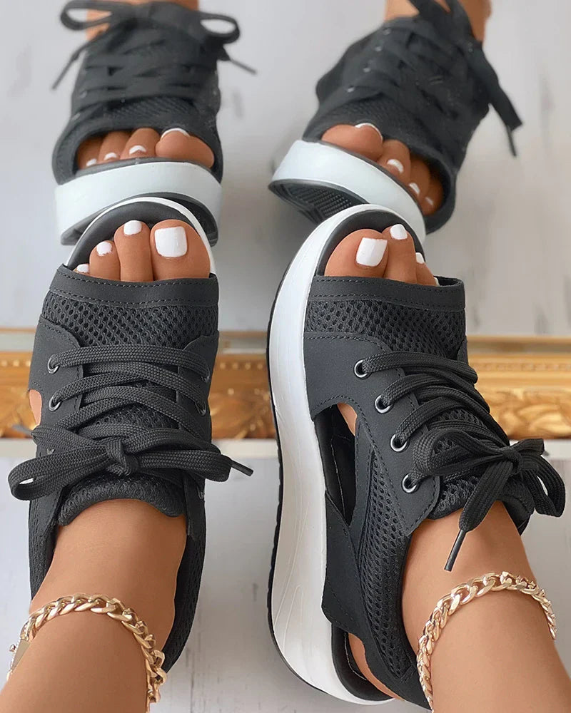 Mirla | Ortopediska Muffin-sandaler med utskärning och snörning-Eva Jonsson