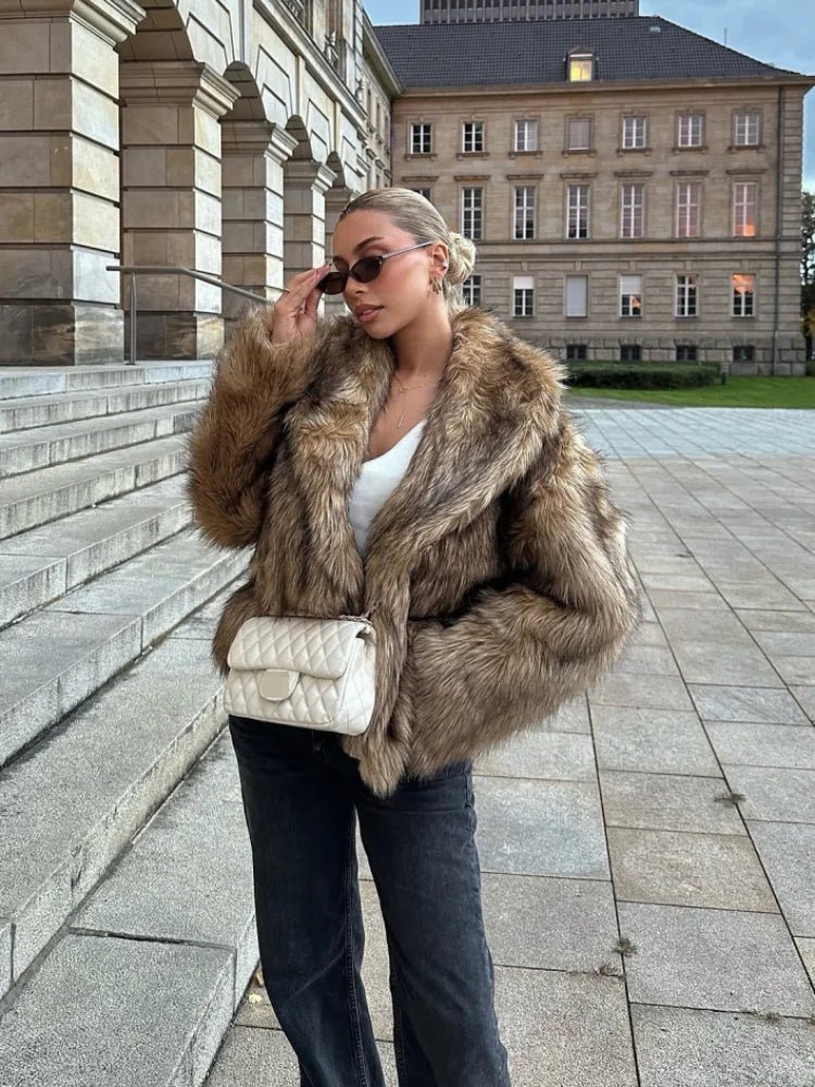 Mirla | Överdimensionerad Konstpälsrock-Eva Jonsson