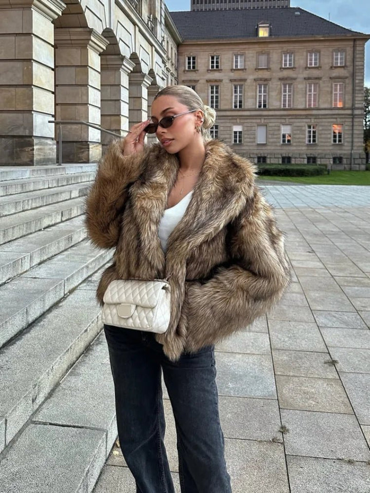 Mirla | Överdimensionerad Konstpälsrock-Eva Jonsson