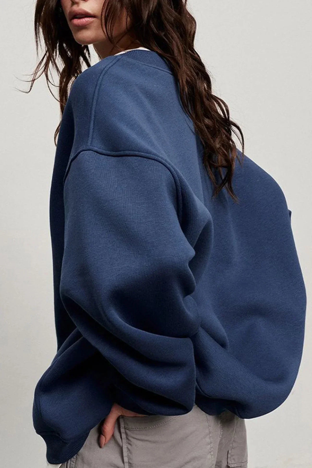 Mirla | Oversize-Tröja med Rundad Halskrage-Eva Jonsson