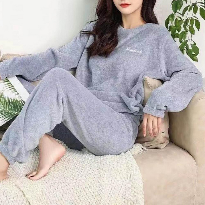 Mirla | Pyjamaset Varm Plush Nattkläder för Damer-Eva Jonsson