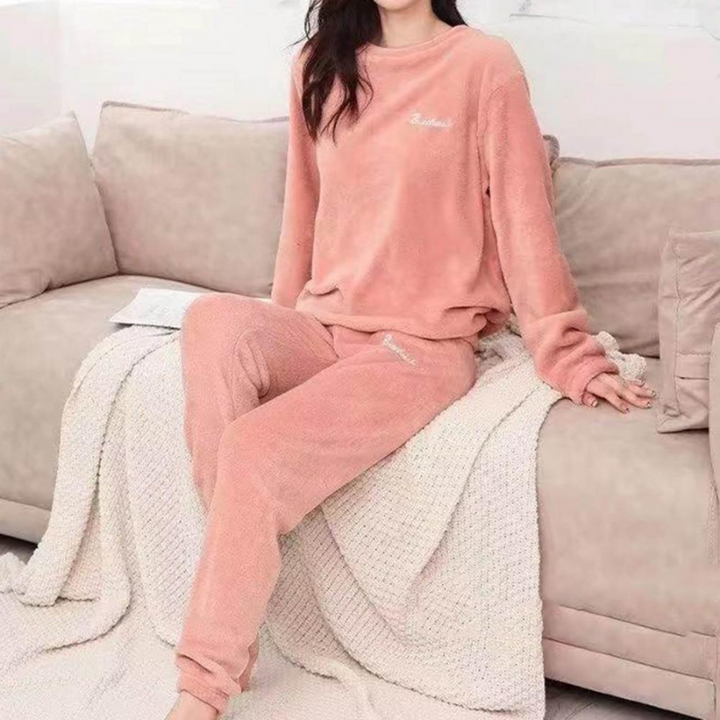 Mirla | Pyjamaset Varm Plush Nattkläder för Damer-Eva Jonsson