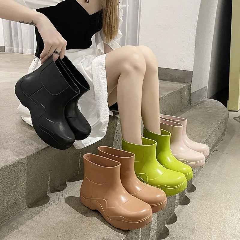 Mirla | Regnhalboots - Rutschsäker Design för Kvinnors Komfort-Eva Jonsson