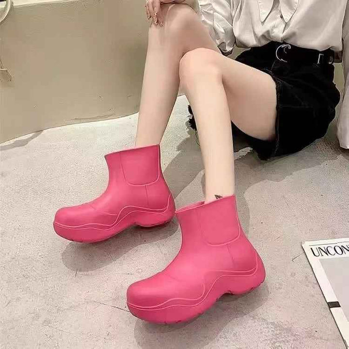 Mirla | Regnhalboots - Rutschsäker Design för Kvinnors Komfort-Eva Jonsson