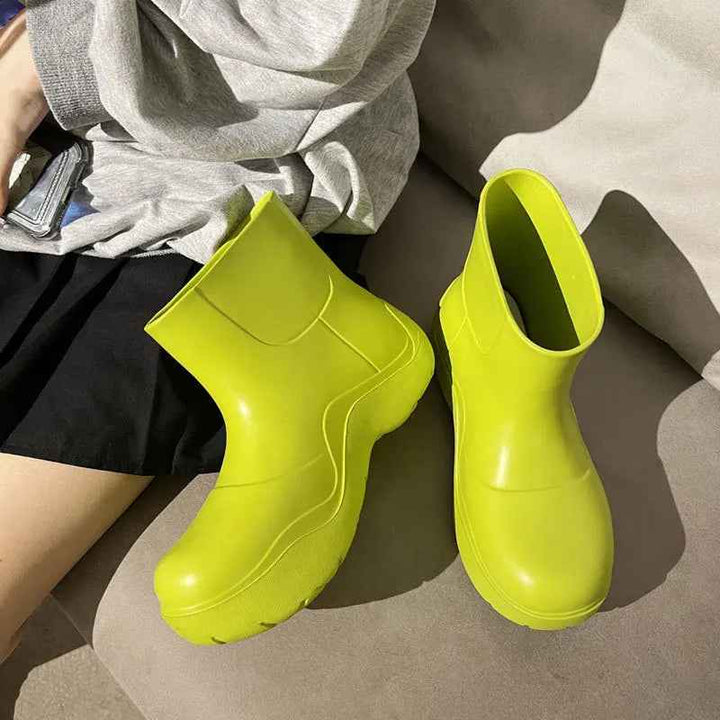 Mirla | Regnhalboots - Rutschsäker Design för Kvinnors Komfort-Eva Jonsson