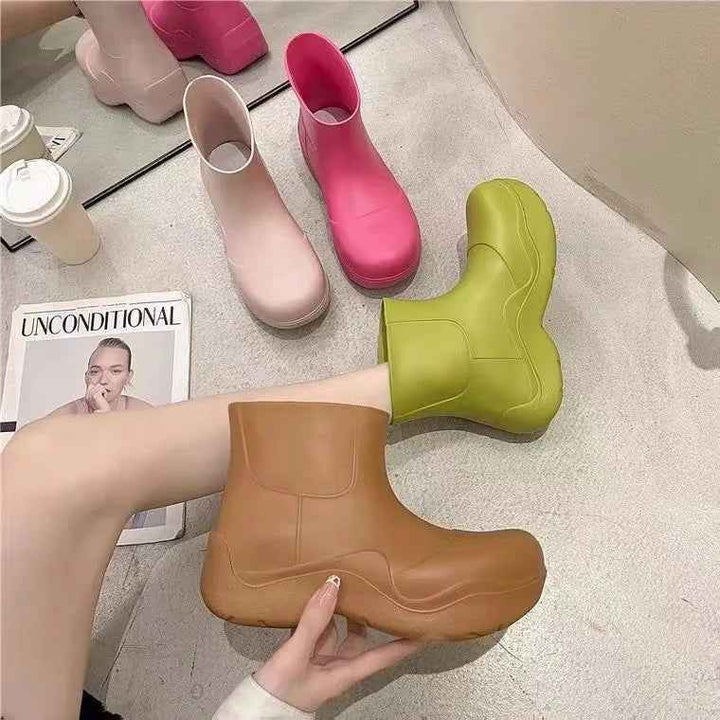 Mirla | Regnhalboots - Rutschsäker Design för Kvinnors Komfort-Eva Jonsson