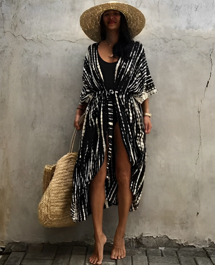 Mirla | Retro Kimono Lång, Mönstrad Strandkimono med Bälte för Damer-Eva Jonsson