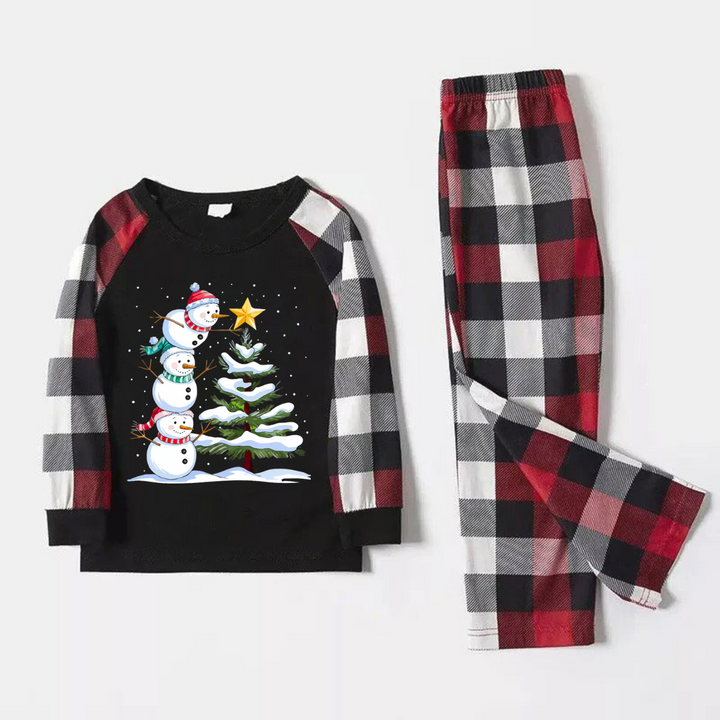 Mirla | Röd och Grå Rutig Julpyjamas-Set med Snögubbe- och Julgrantryck-Eva Jonsson