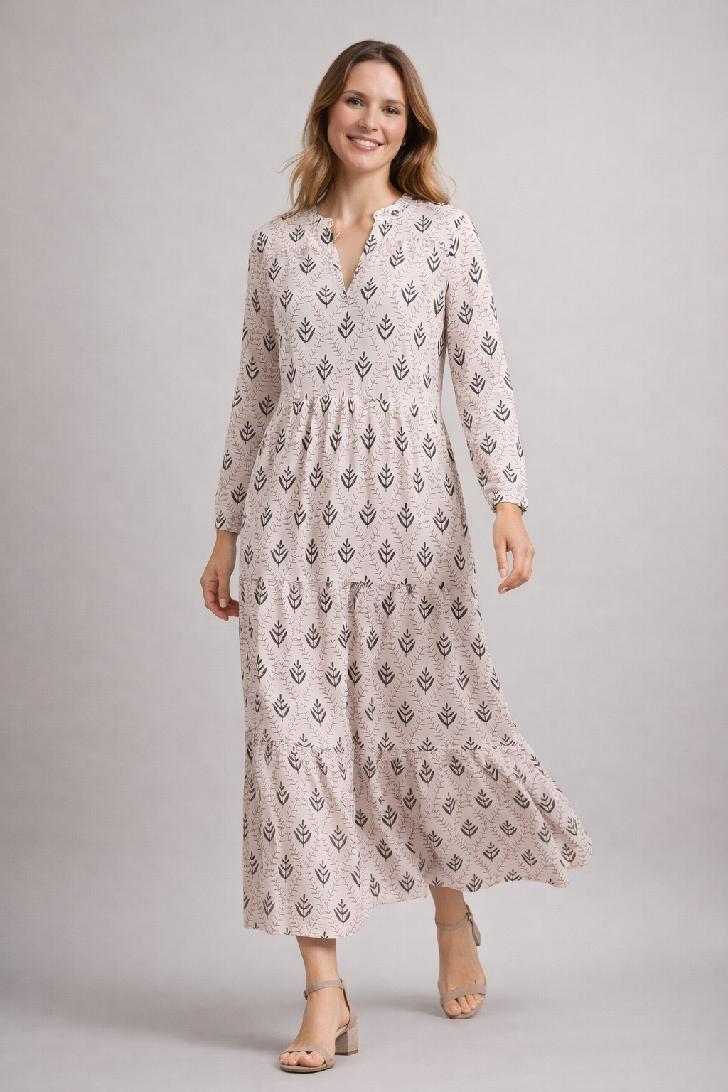 Mirla | Romantiskt sommardress i-Eva Jonsson