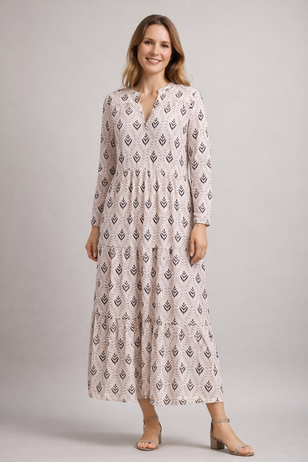Mirla | Romantiskt sommardress i-Eva Jonsson
