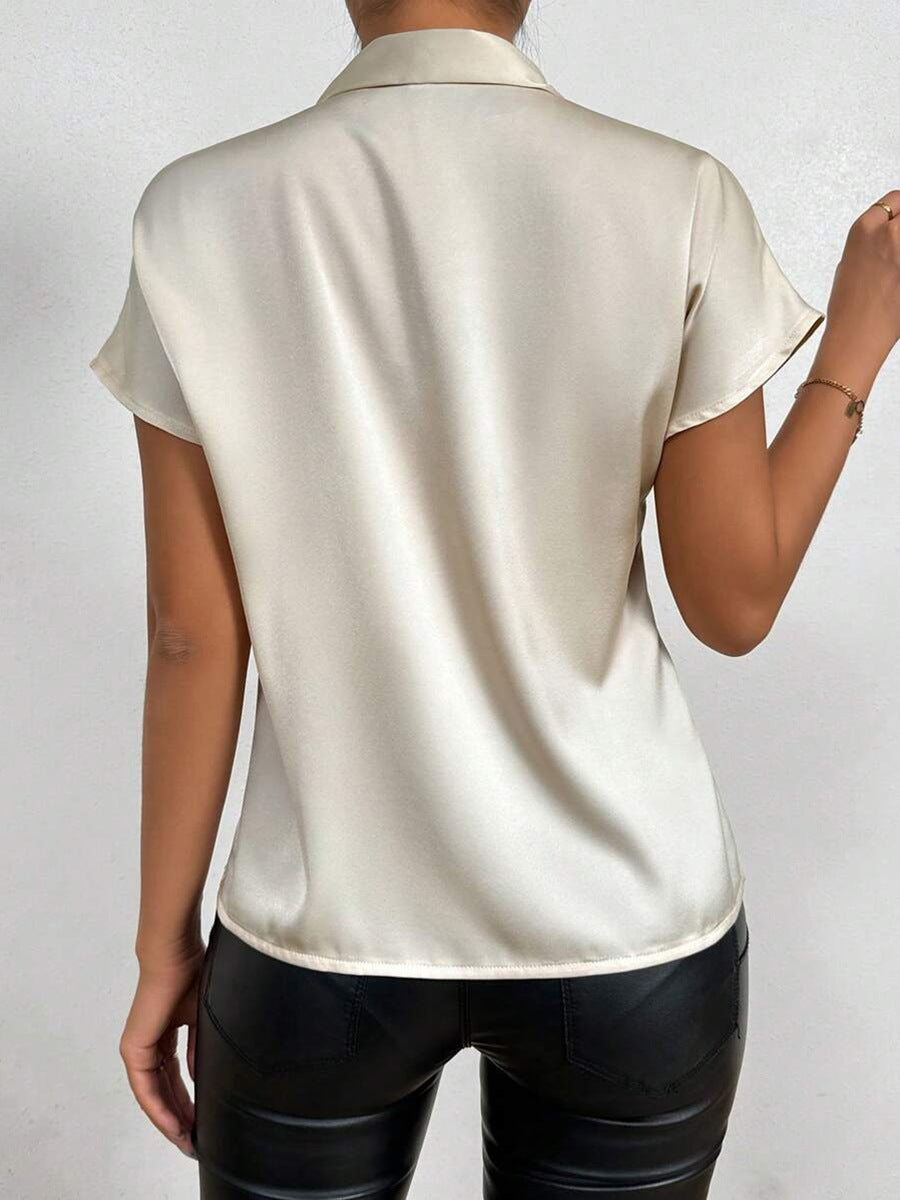 Mirla | Satinblus Kortärmad Hög Krage med Slips Elegant Avslappnad Passform-Eva Jonsson