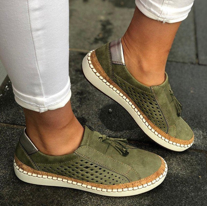 Mirla | Slip-On Sneaker med tofsdetalj-Eva Jonsson