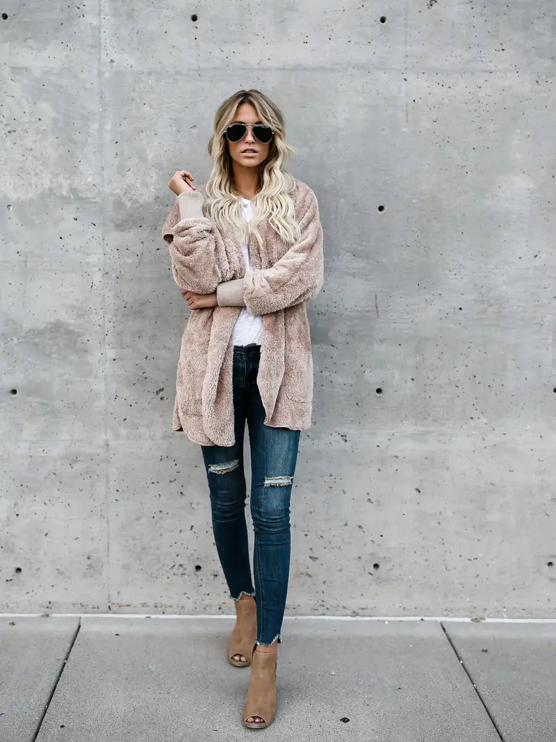 Mirla | Stickad, Luddig Hoodie-Eva Jonsson