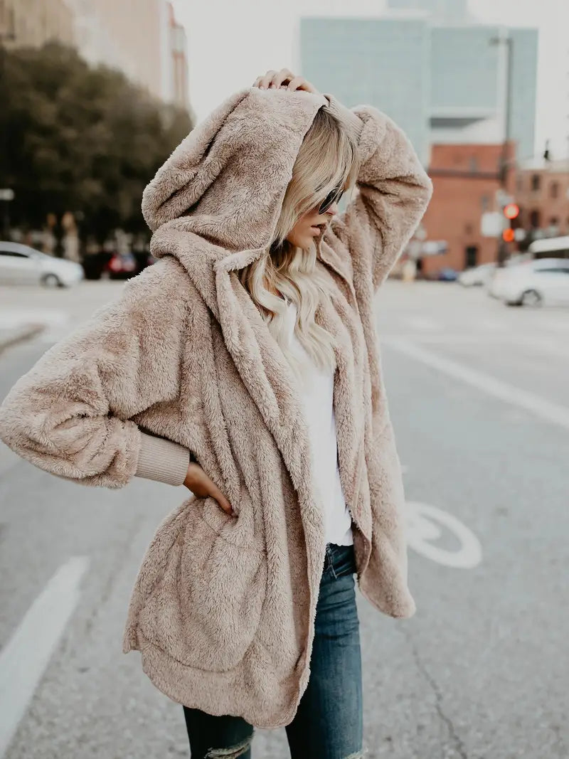 Mirla | Stickad, Luddig Hoodie-Eva Jonsson