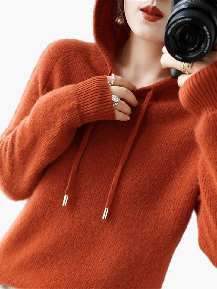 Mirla | Stickad Tröja med Huva - Bekväm, Moderiktig Vardags-Hoodie-Eva Jonsson