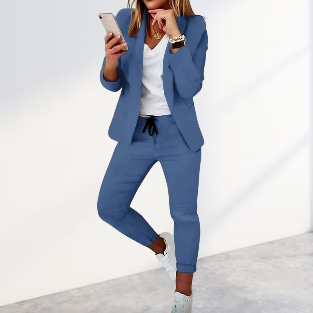 Mirla | Stilig blazer- & byxset-Eva Jonsson