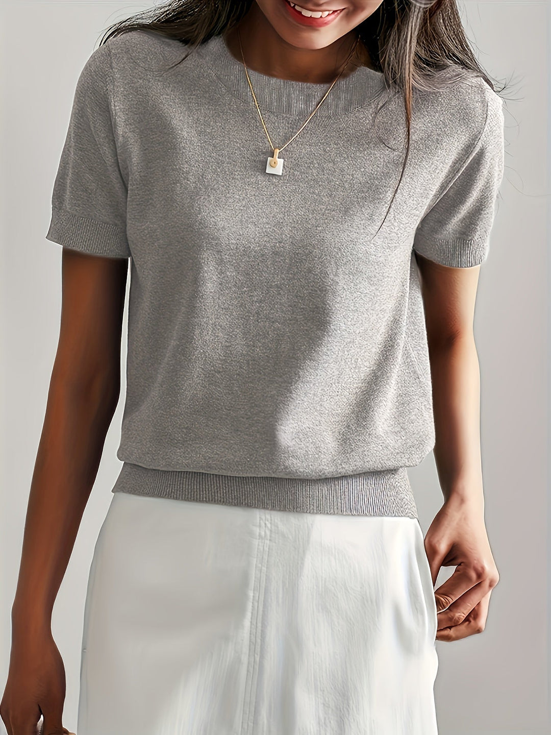 Mirla | Stiligt stickat T-shirt för damer-Eva Jonsson