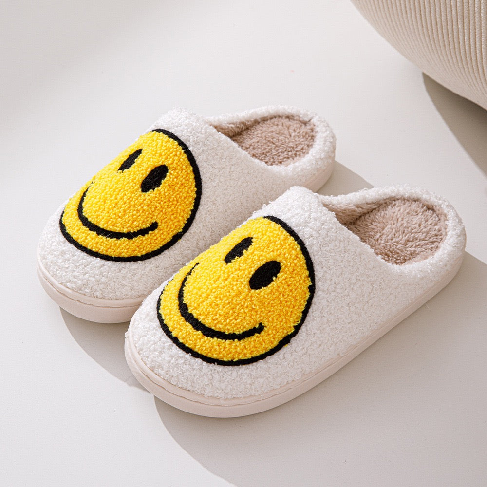 Mirla | Stort smiley-mönster pälslofflor-Eva Jonsson