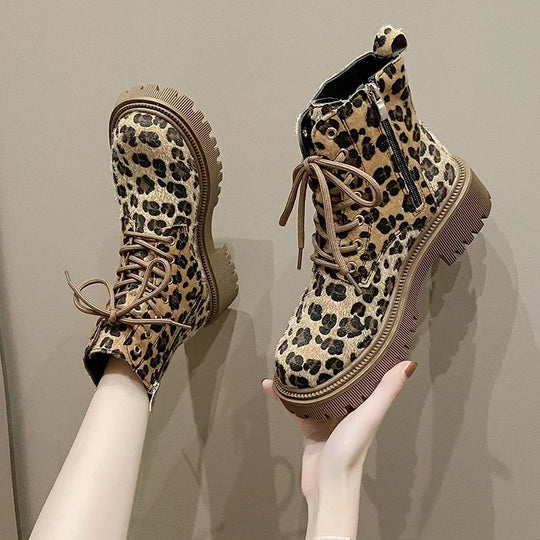 Mirla | Stövlar med leopardmönster-Eva Jonsson
