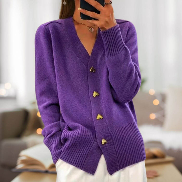 Mirla | Stylish Cardigan With Heart Button Accents-Eva Jonsson