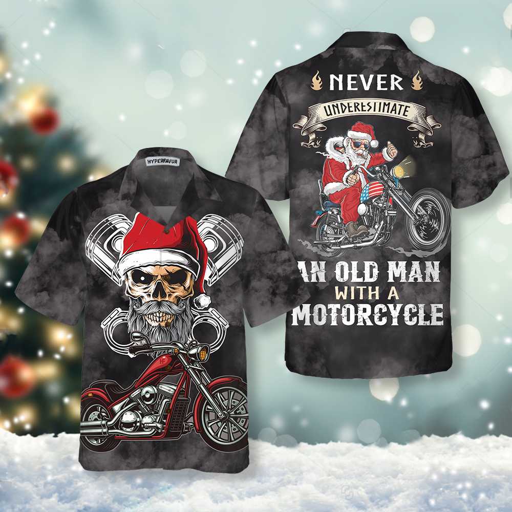 Mirla | Underskatta Aldrig En Gammal Man med En Motorcykel Jul Hawaiian T-Shirt Bästa Motorcykelgåvor Till Jul-Eva Jonsson