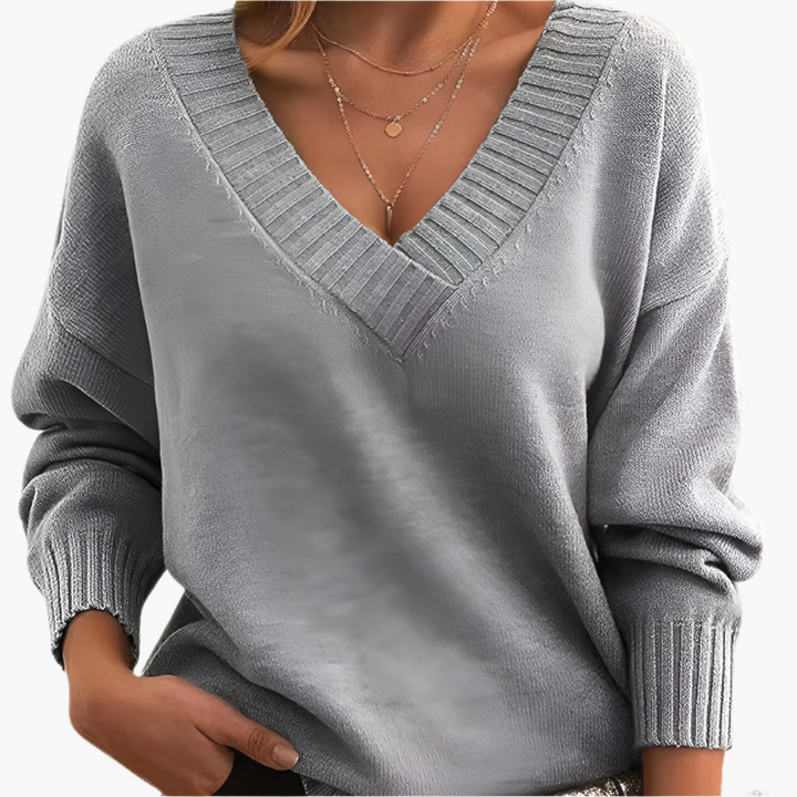 Mirla | V-Ringad Tröja - Elegant Stickad Tröja I Oversize-Stil för Vardag & Kontor-Eva Jonsson