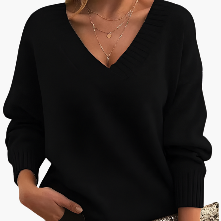 Mirla | V-Ringad Tröja - Elegant Stickad Tröja I Oversize-Stil för Vardag & Kontor-Eva Jonsson