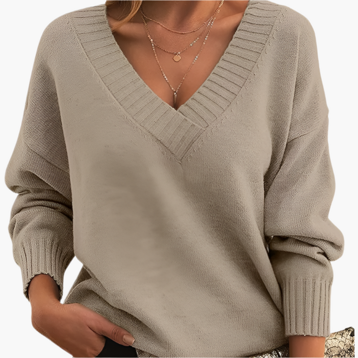 Mirla | V-Ringad Tröja - Elegant Stickad Tröja I Oversize-Stil för Vardag & Kontor-Eva Jonsson
