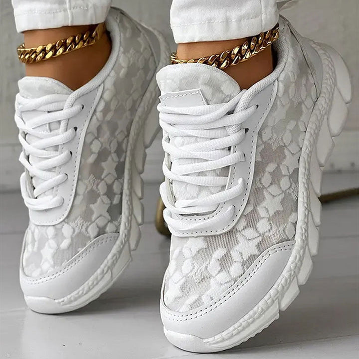 Mirla | Vita Damsneakers - Vita Broderade Skor-Eva Jonsson