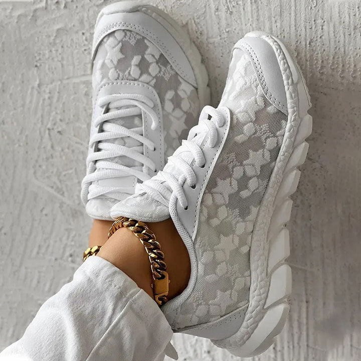 Mirla | Vita Damsneakers - Vita Broderade Skor-Eva Jonsson