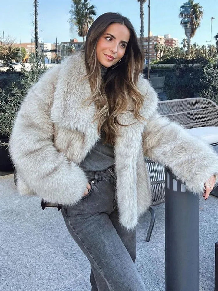 Fake Fur Jacket - Varm - Fluffig - Kort Faux Fur Coat - Pälsjacka Dam-Eva Jonsson
