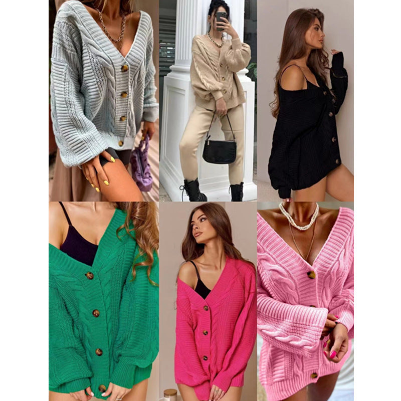 Färgstark chunky stickad cardigan för damer med stora knappar och voluminösa ärmar Mirla-Eva Jonsson