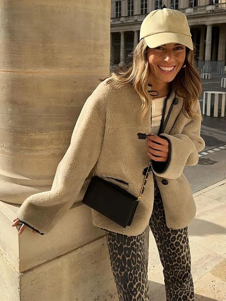 Faux Fur Coat | Cream | Varm | Fake Fur Jacka | Vinterjacka för kvinnor-Eva Jonsson