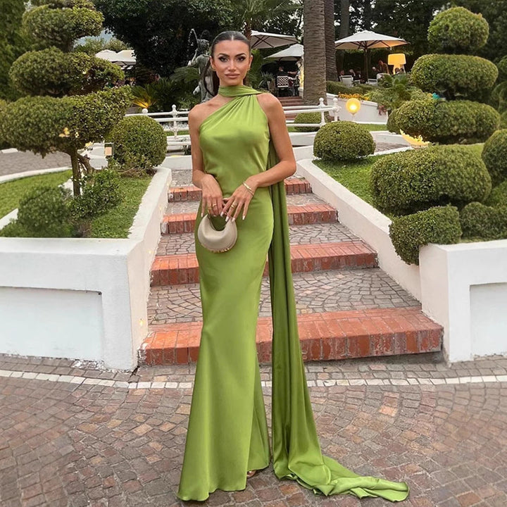 Femme Halter Neck Maxi Klänning med Sidslits Mirla-Eva Jonsson