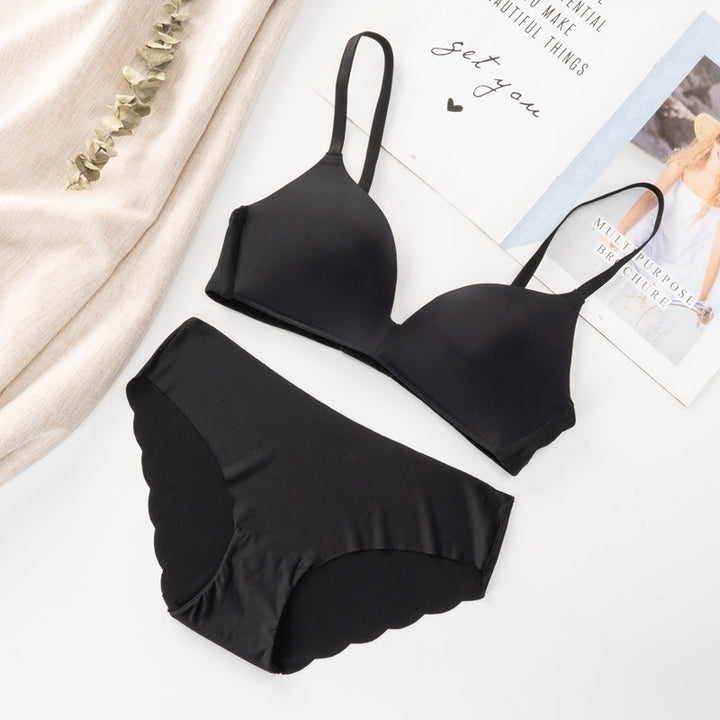 Fenna Seamless Lingerie Set | Bekväma trådlösa underkläder som passar perfekt-Eva Jonsson