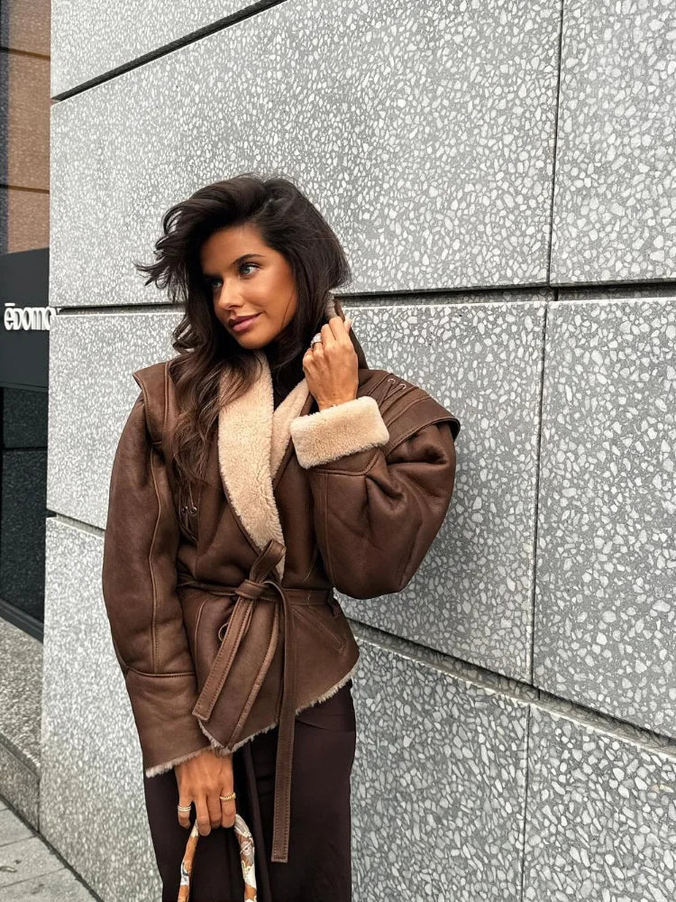 Fleece Fodrad Skinnjacka | Brun | Bälte | Skinnjacka med fuskpäls | Skinnjacka för kvinnor-Eva Jonsson