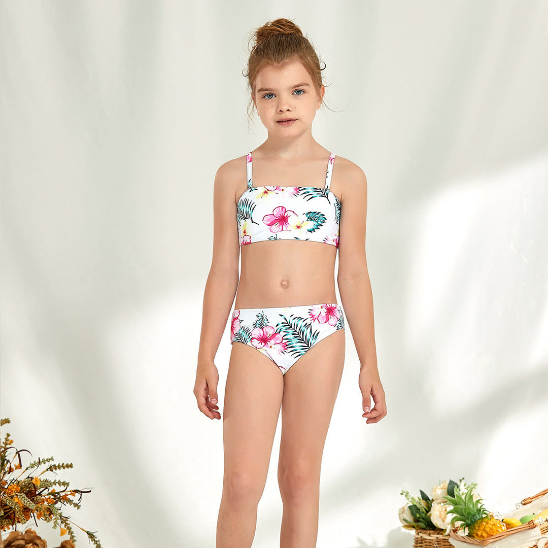 Flickor bikini-set med modernt crop-top och högskurna shorts Mirla-Eva Jonsson