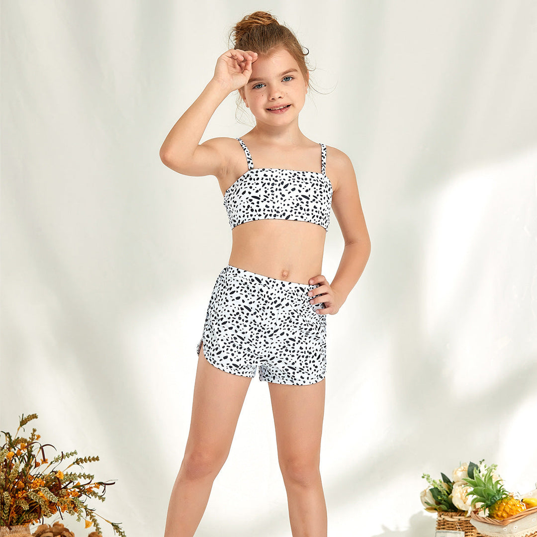 Flickor bikini-set med modernt crop-top och högskurna shorts Mirla-Eva Jonsson