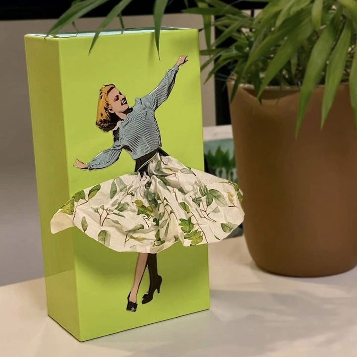 Flying Skirt Vävnadsbox-Eva Jonsson