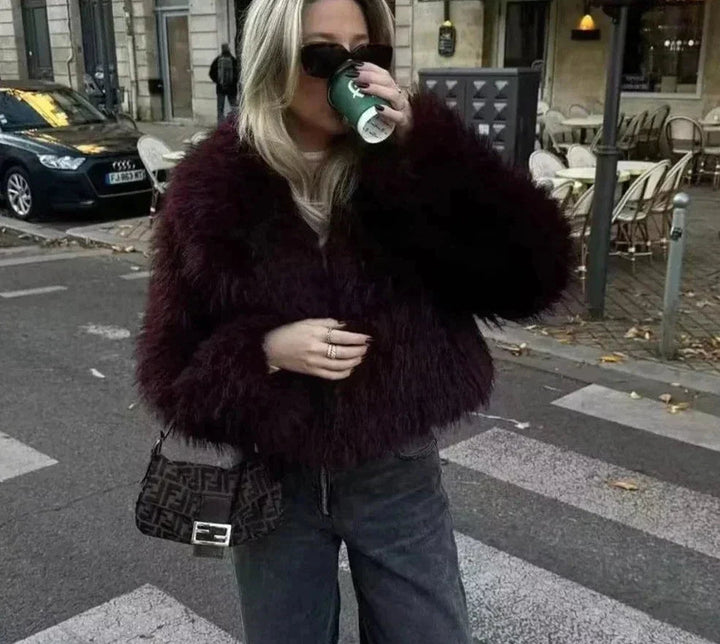 Fuskpälsjacka - Kort - Fluffig - Kappa med fuskpäls - Pälsjackor för kvinnor-Eva Jonsson