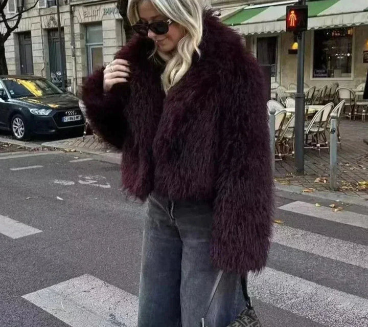 Fuskpälsjacka - Kort - Fluffig - Kappa med fuskpäls - Pälsjackor för kvinnor-Eva Jonsson