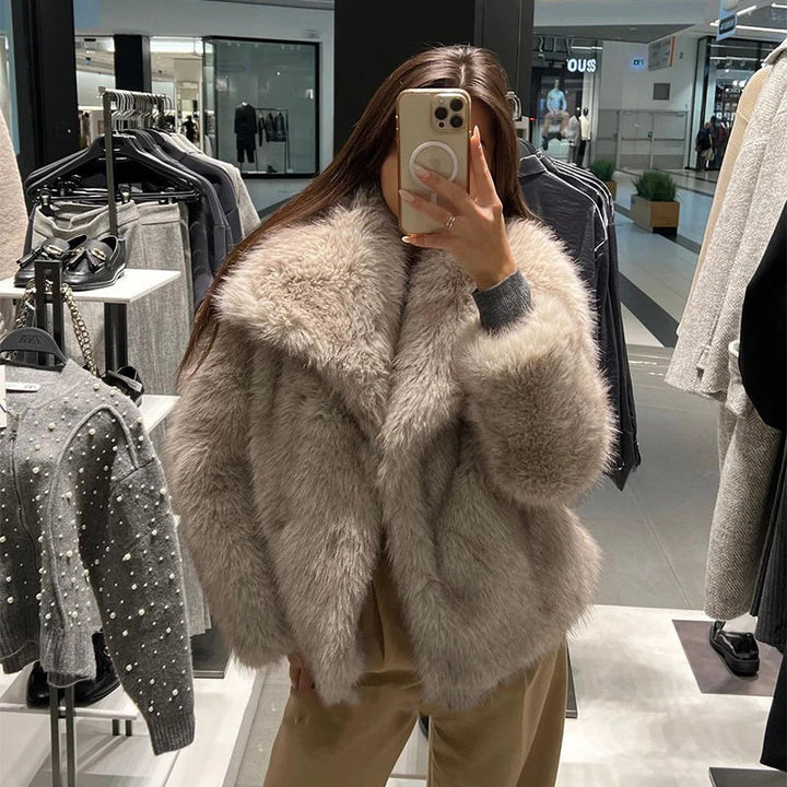 Fuskpälsjacka - Varm fluffig vinterjacka i fuskpäls för kvinnor-Eva Jonsson