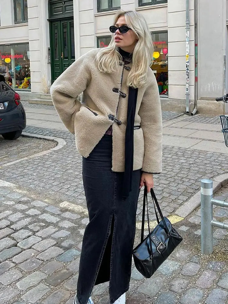 Fuskpälsrock - Oversized - Fluffig - Fuskpälsrock - Vinterjackor och - kappor för damer-Eva Jonsson