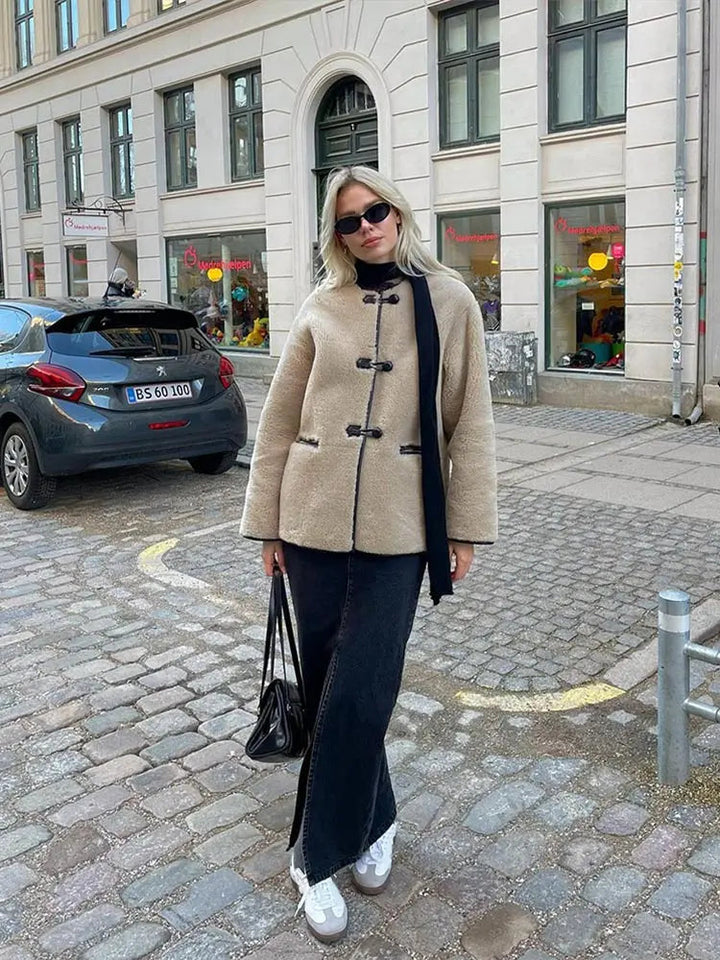 Fuskpälsrock - Oversized - Fluffig - Fuskpälsrock - Vinterjackor och - kappor för damer-Eva Jonsson