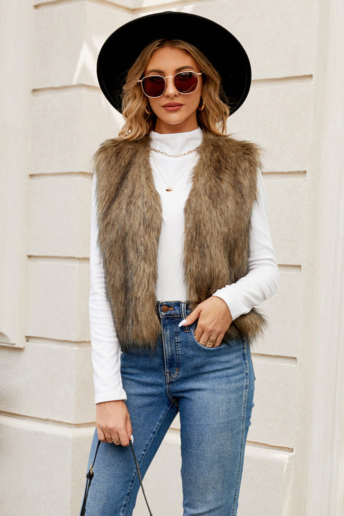 Fuskpälsväst | Opeb Front | Kort | Fur Gilet | Damväst-Eva Jonsson