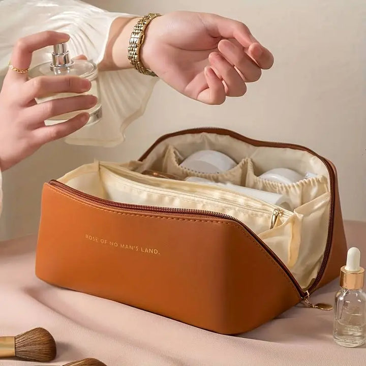 GlamourBox - Elegant kosmetikväska med stor kapacitet-Eva Jonsson